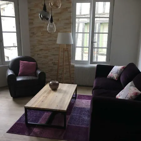 Le Laguna Duplex Hypercentre Les Halles Donjon Wifi Linge De Pressing Apartment